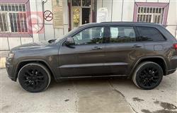 جیپ گراند شیرۆکی